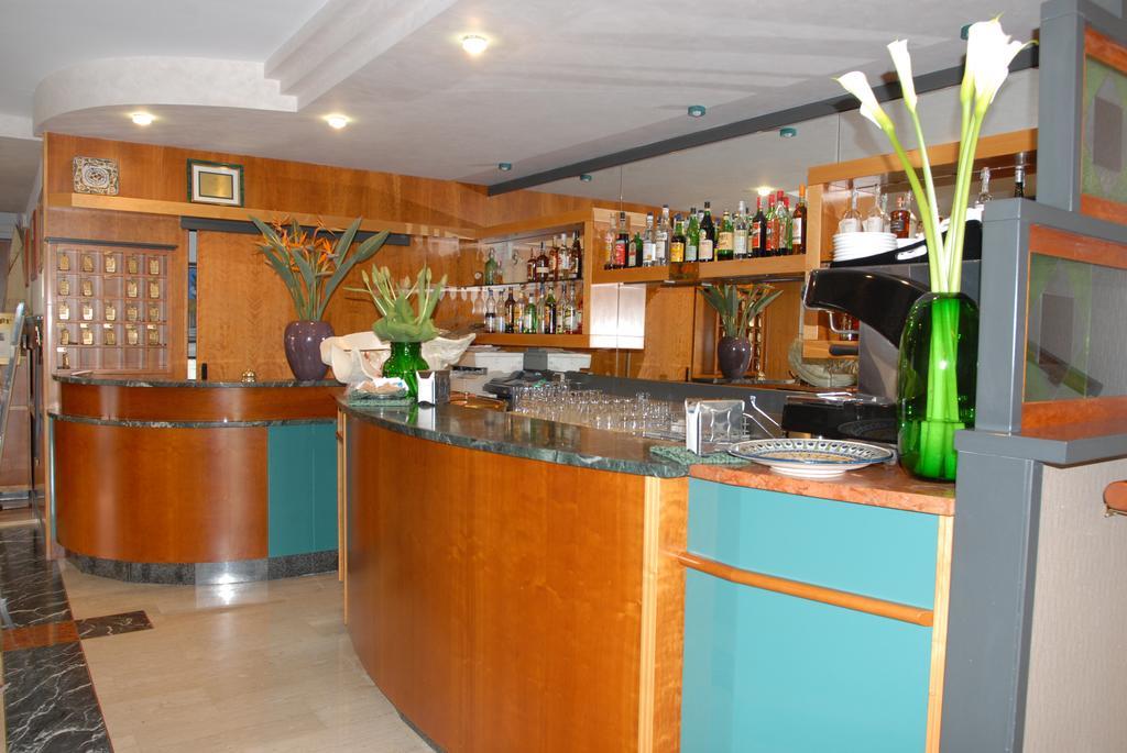 Hotel Sole Giulianova Exterior photo